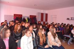 Activități educative și artistice la centrele de tineret