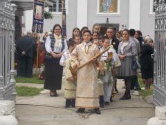 Procesiuni cu icoane și stâlpări de Florii