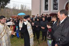 Crucea-monument istoric din Scăiuș a fost sfințită