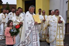 Biserica din Apateu în haine de sărbătoare