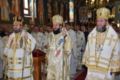 Biserica din Apateu în haine de sărbătoare