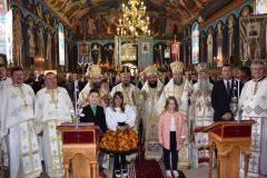 Biserica din Apateu în haine de sărbătoare