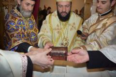 Liturghie și filantropie la Bocșa