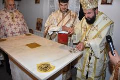 Liturghie și filantropie la Bocșa