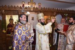 Liturghie și filantropie la Bocșa