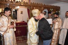 Liturghie și filantropie la Bocșa