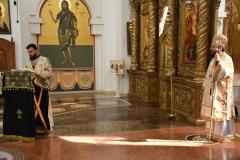 Vinerea și Sâmbăta Mare la Catedrala Episcopală 