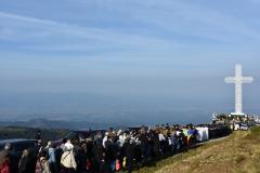 În unitate de credință și de neam la Crucea-monument