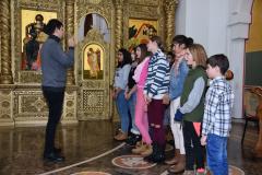 Grupuri de colindători l-au colindat de Părintele Episcop 