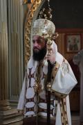 Comemorarea eroilor şi alaiul colindătorilor în Episcopia Car