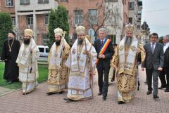 Participare Chiriarhală la hramul catedralei episcopale din Dro