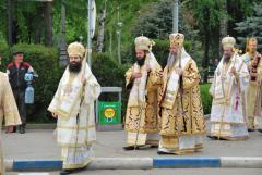 Participare Chiriarhală la hramul catedralei episcopale din Dro