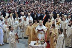 Patriarhul României a sfinţit Catedrala Episcopală din Carans