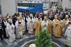 Patriarhul României a sfinţit Catedrala Episcopală din Carans