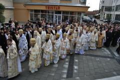 Patriarhul României a sfinţit Catedrala Episcopală din Carans