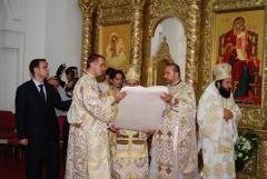 Patriarhul României a sfinţit Catedrala Episcopală din Carans