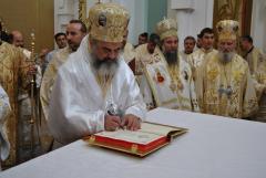 Patriarhul României a sfinţit Catedrala Episcopală din Carans