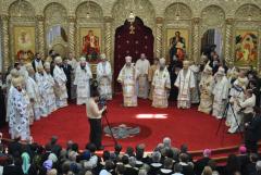 Patriarhul României a sfinţit Catedrala Episcopală din Carans