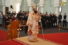 Liturghie arhierească închinată Sfinţilor Trei Ierarhi la Ca