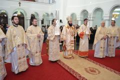 Liturghie arhierească închinată Sfinţilor Trei Ierarhi la Ca