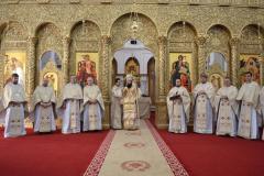 Liturghie arhierească închinată Sfinţilor Trei Ierarhi la Ca