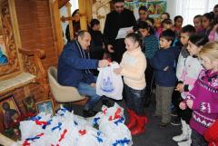 Activităţi cultural filantropice în preajma Crăciunului