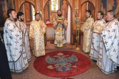 Liturghie arhierească la paraclisul episcopal din Caransebeş 