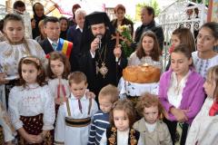 Liturghie arhierească în Parohia Pojejena