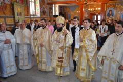 Liturghie arhierească în Parohia Pojejena