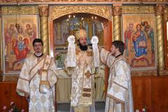 Liturghie arhierească în Parohia Pojejena