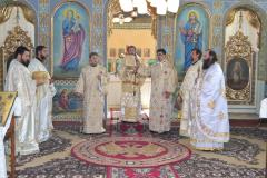 Slujiri chiriarhale în Episcopia Caransebeșului