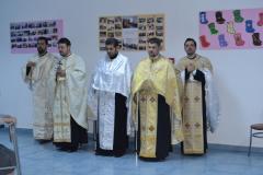 Filantropie şi Liturghie în Episcopia Caransebeşului