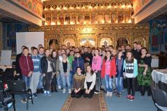 Copiii de la Catedrala istorică din Caransebeș se pregătesc intens pentru întâmpinarea Praznicului Nașterii Domnului