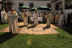 Sfânta Liturghie arhierească la Mănăstirea Frăsinei, ctitoria Sfântului Ierarh Calinic 