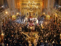 Înaltpreasfinţitul Părinte Mitropolit Nicolae Corneanu a fost înmormântat 