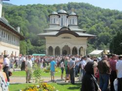 Praznicul Schimbarea la Faţă a Domnului, sărbătorit la Mănăstirea Lainici 
