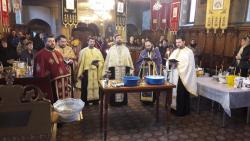 Taina Sfântului Maslu  la Parohia Sf. M. Mc.Gheorghe din Moldova Nouă 