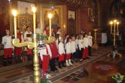 Concert de muzică și poezie creștină susținut de  corul „Menestrelul” în biserica „Adormirea Maicii Domnului” din Reșița