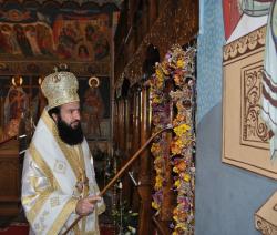 Sfinţirea picturii bisericii „Sf. Împăraţi Constantin şi Elena“ – Moldova Nouă