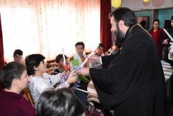 Centrele de copii, tineri și persoane vârstnice din Oravița au fost vizitate de Preasfințitul Părinte Lucian