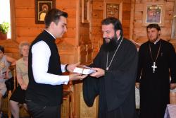 Diplome și daruri pentru elevii seminariști din Caransebeș