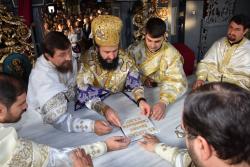 Resfințirea Bisericii „Sfântul Gheorghe” din Moldova Nouă