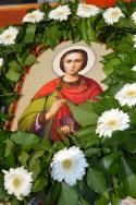 Sfântul Pantelimon va fi cinstit vineri la metocul Episcopiei Caransebeșului